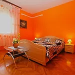 Snezana 1200