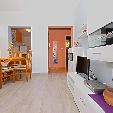 Snezana 1200 * Fažana