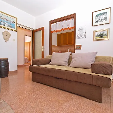 Snezana 1200 Apartmán *